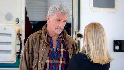 Noel'de Evdeyiz izle